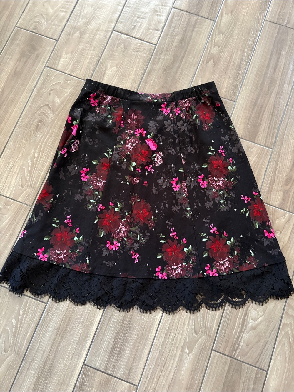 Torrid Black floral lace trim stretch midi skirt with pockets Women’s 2X NWT - Picture 6 of 6
